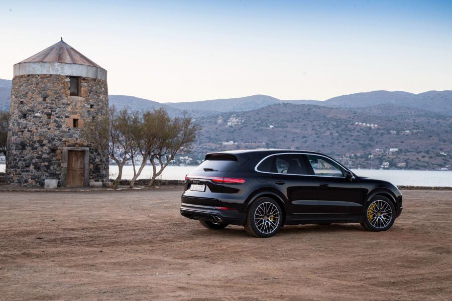  Porsche Cayenne S 2017 года  (WW) (фото 30 из 40)